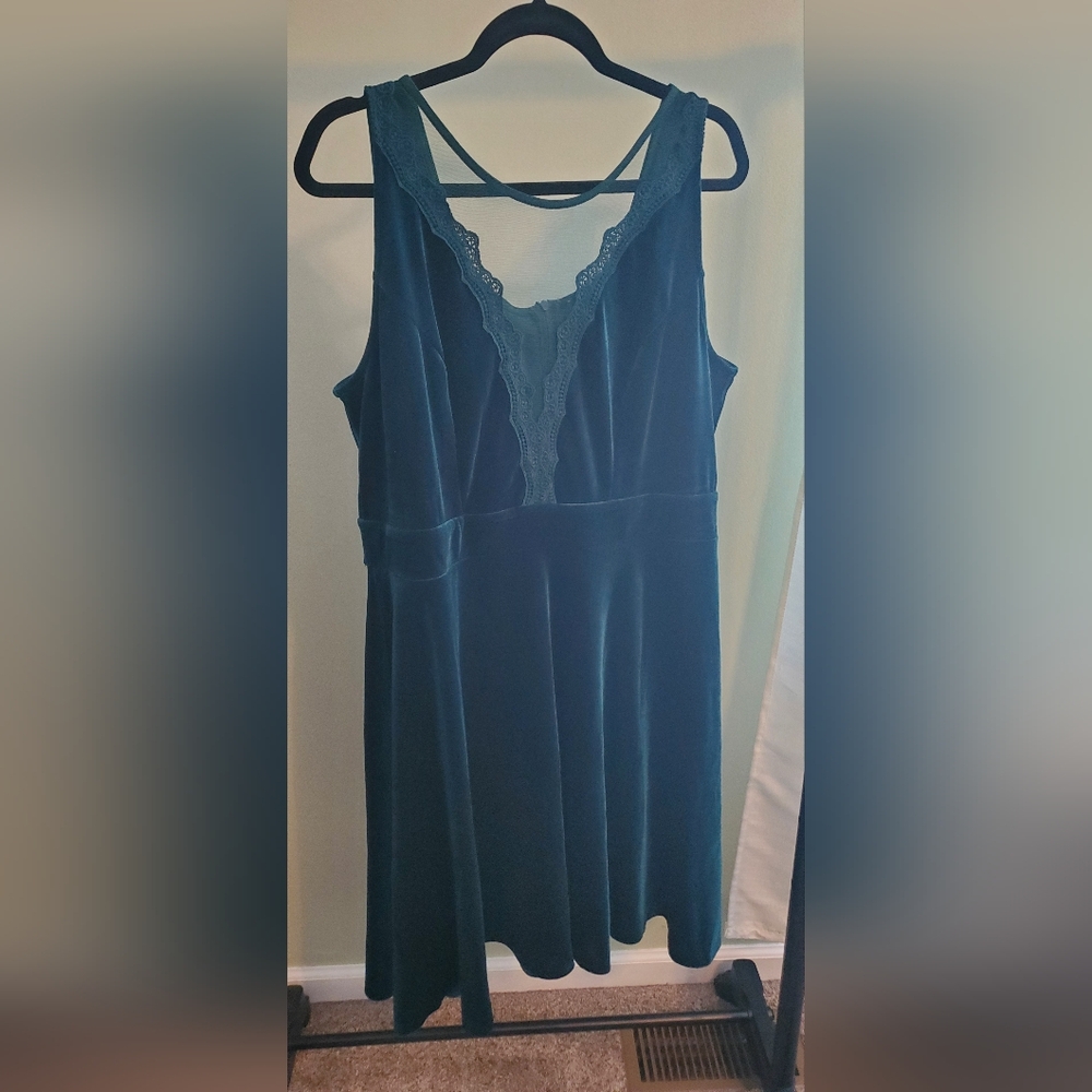Grace Karin dark green velvet dress